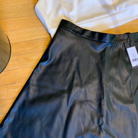 Black Faux Leather Skirt NWT - Picture 3 of 7